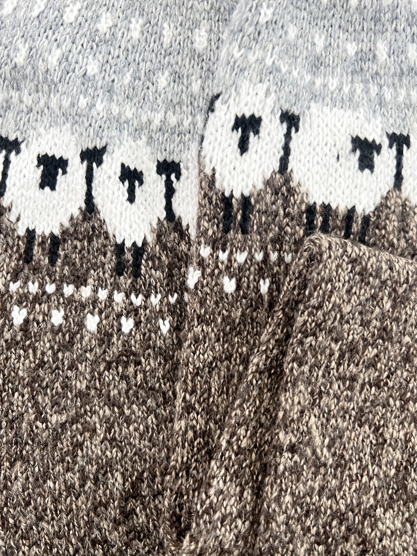 Nórdico - Suéter de invierno elegante con patrón jacquard de ovejas