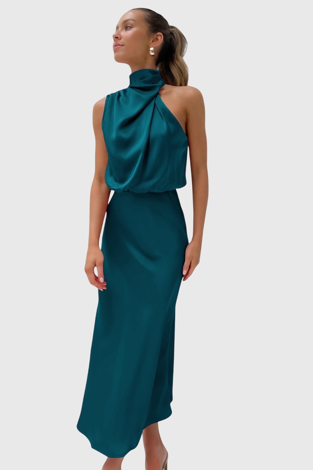 Ava™ | Vestido Halter de Satén Glamuroso
