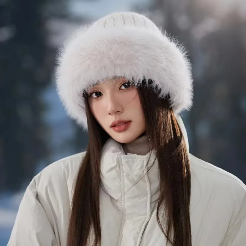Silvia - Gorro de Invierno con Adorno de Piel
