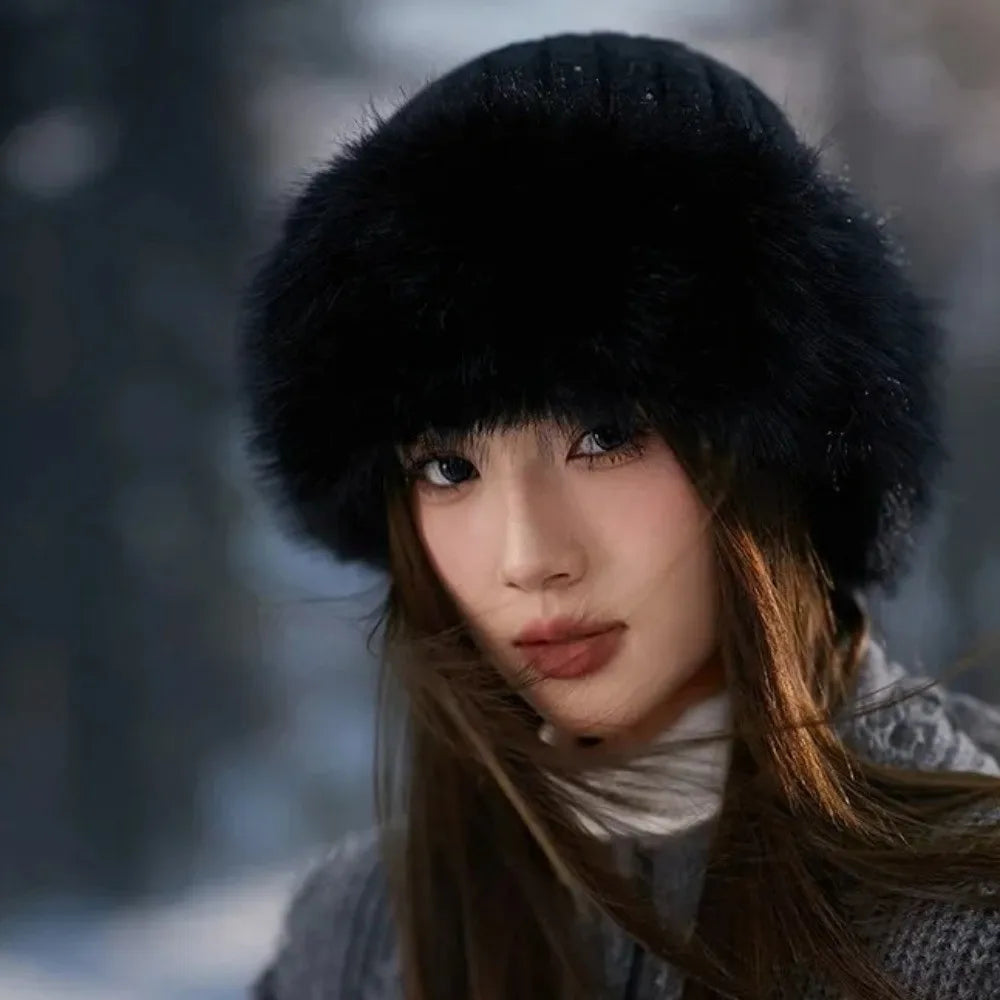 Silvia - Gorro de Invierno con Adorno de Piel