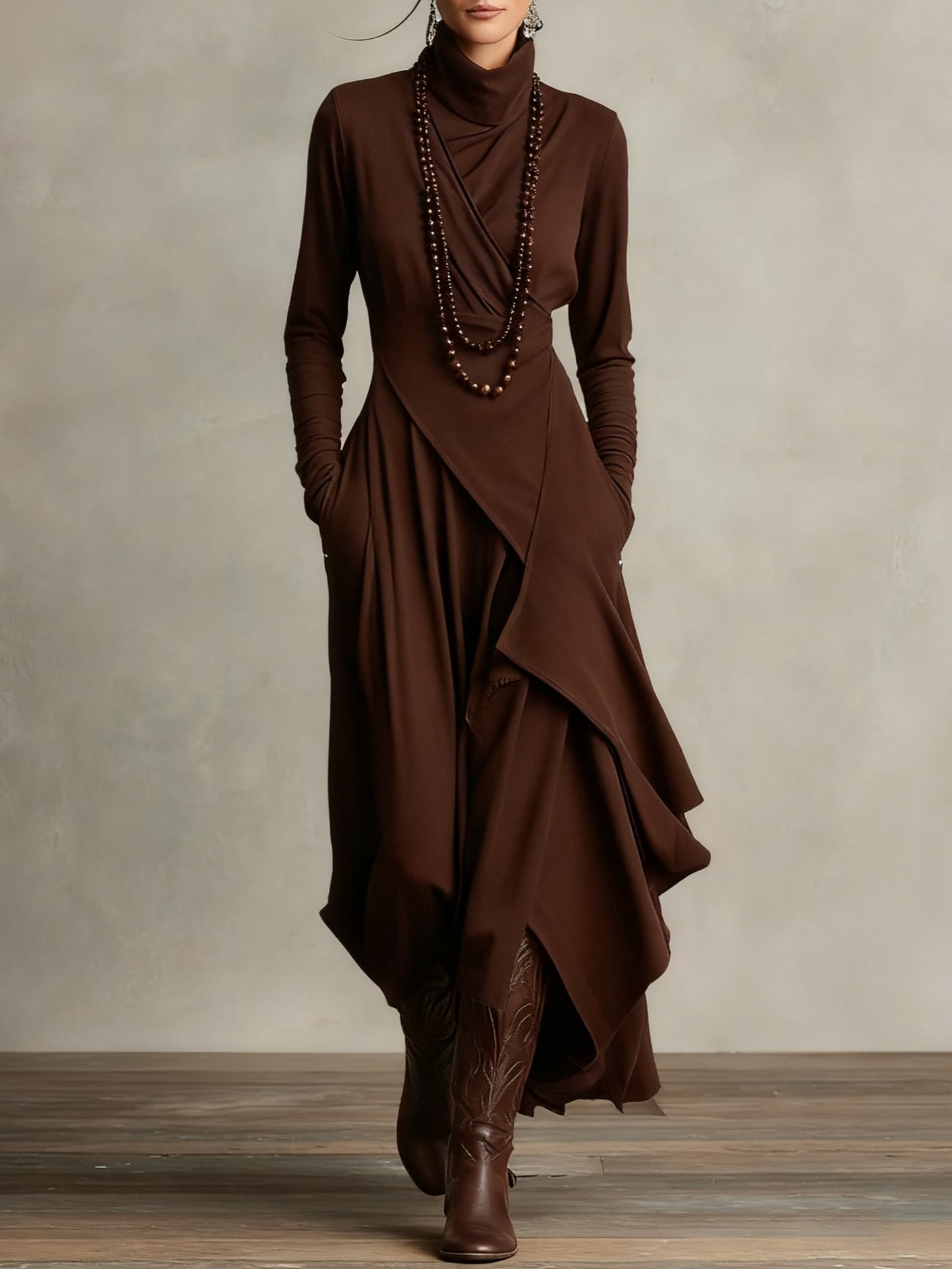 Rosa™ - Vestido Maxi Plisado Asimétrico Violeta con Cuello Alto (Collar no incluido)