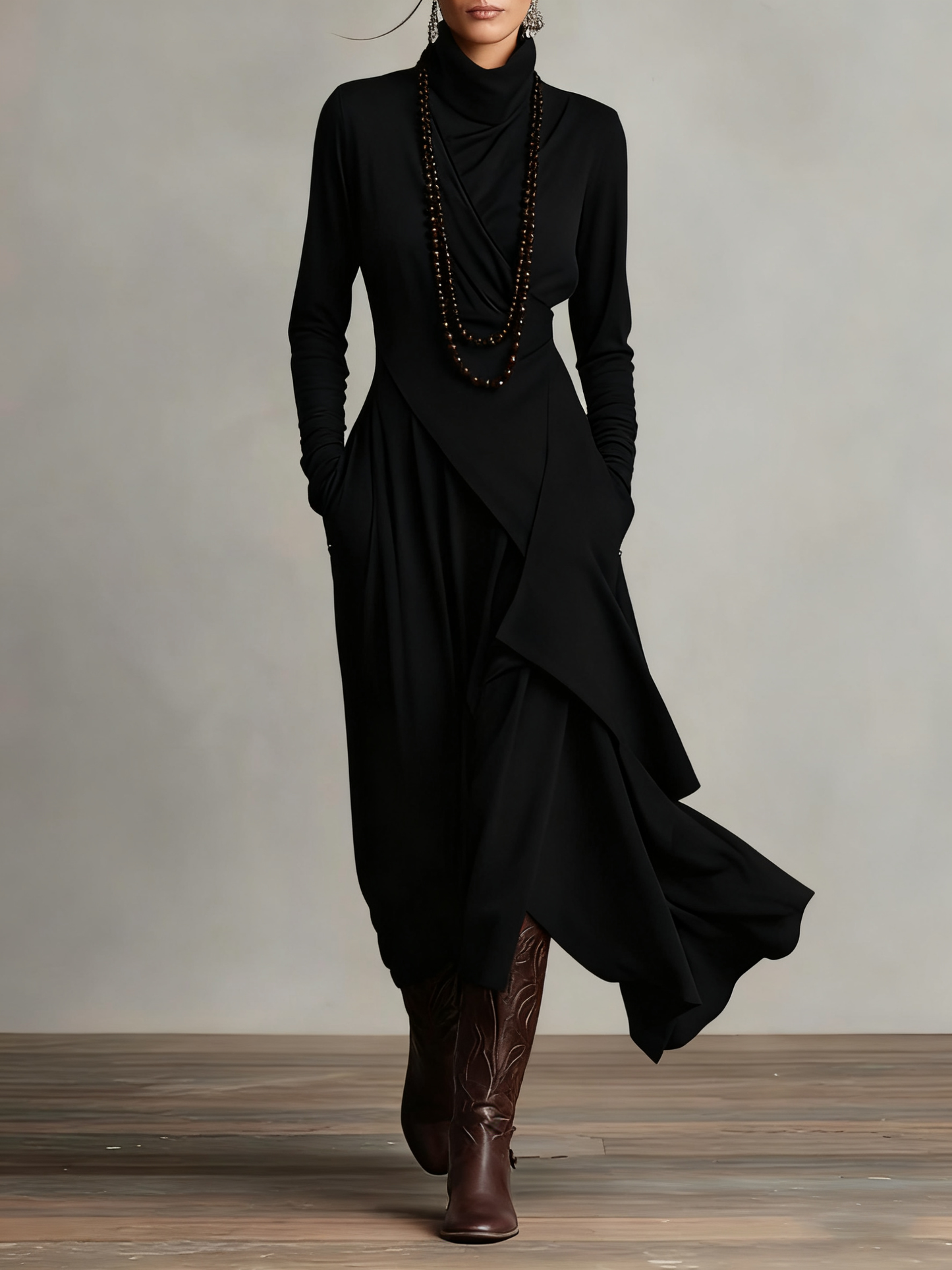Rosa™ - Vestido Maxi Plisado Asimétrico Violeta con Cuello Alto (Collar no incluido)