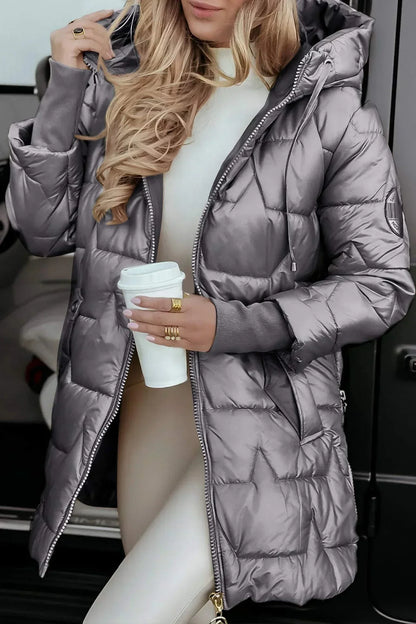 Mia | Chaqueta acolchada larga y cálida con capucha generosa