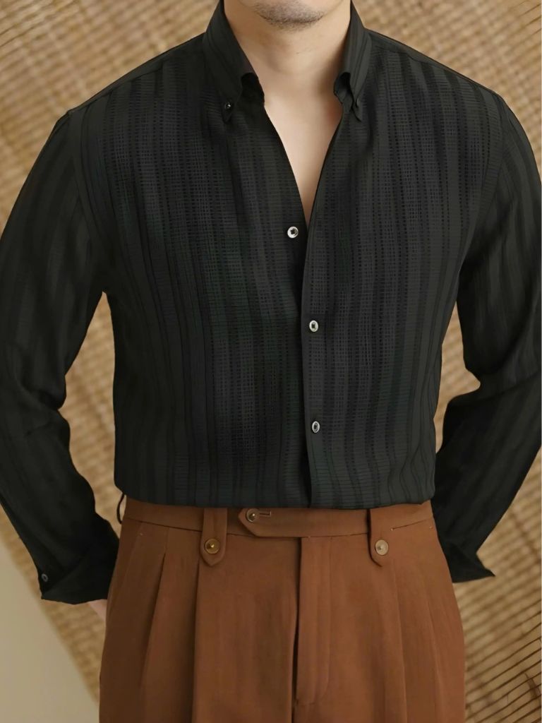 Camisa de Rayas de Botón Abajo en Seersucker